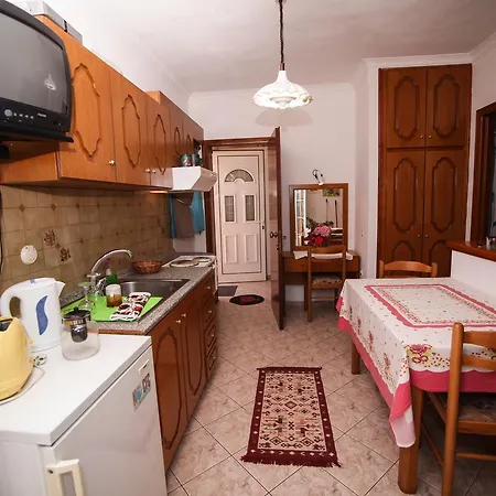 Apartments Mary Agios Gordios  Exterior photo